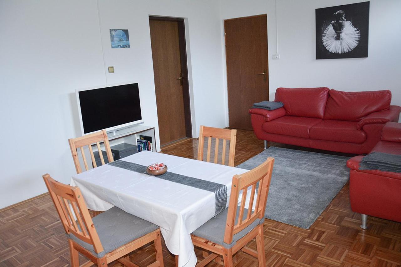 Apartma Vidmar Šenčur Exteriör bild